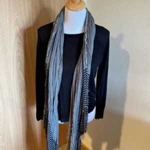 Gray/Black Scarf